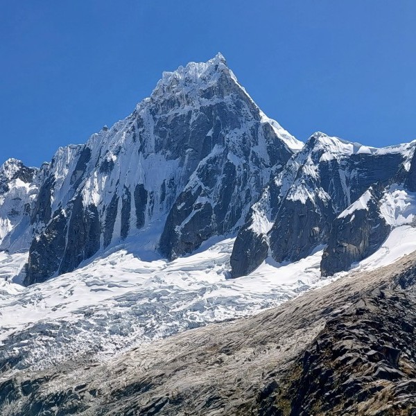 Cordillera Blanca. Trekking Santa Cruz y Ascensión al Pisco