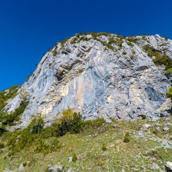 VÍA FERRATA LIZARA