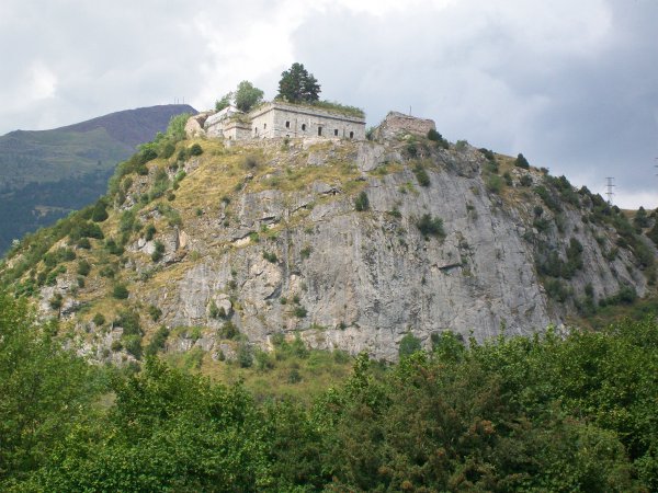 Escalada en Coll de Ladrones, Canfranc Estación.