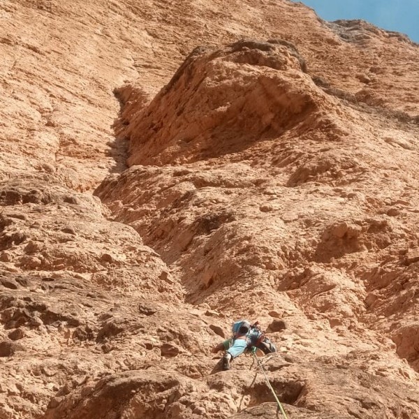 ESCALADAS EN LOS MALLOS DE RIGLOS. LA VISERA