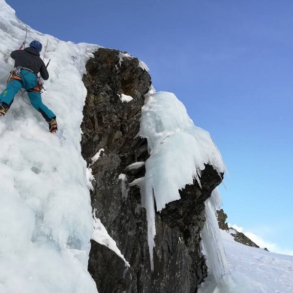 Array
(
    [id] => 1903
    [id_producto] => 102
    [imagen] => 102-1903-compraractividades-diariasescalada-en-hielo-escalada-en-hielo-con-un-guia-formula-particular.jpg
    [orden] => 0
)
