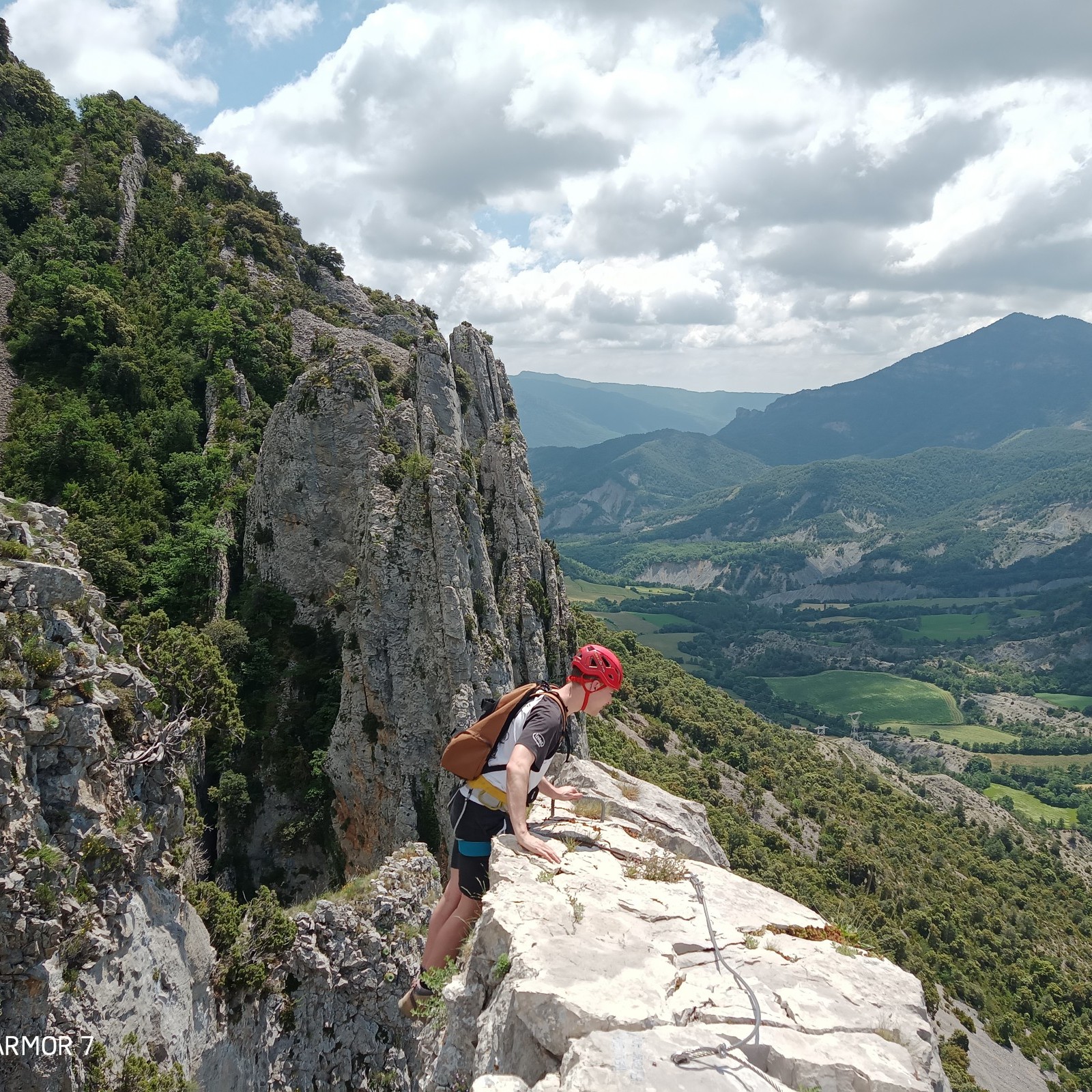 Array
(
    [id] => 3058
    [id_producto] => 155
    [imagen] => 155-3058-compraractividades-de-temporadaferratasvia-ferrata-nivel-3-en-el-pirineo.jpg
    [orden] => 0
)
