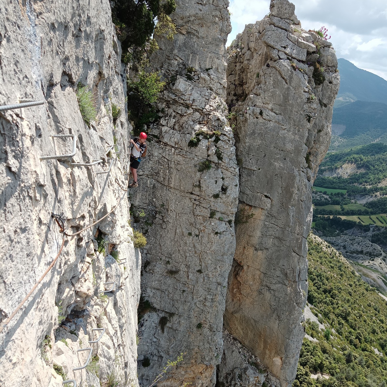 Array
(
    [id] => 3059
    [id_producto] => 155
    [imagen] => 155-3059-compraractividades-de-temporadaferratasvia-ferrata-nivel-3-en-el-pirineo.jpg
    [orden] => 0
)
