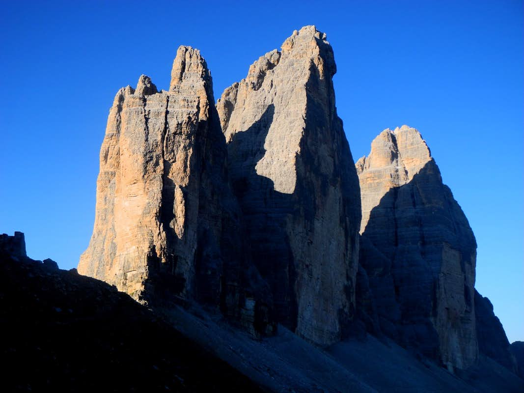 Array
(
    [id] => 2743
    [id_producto] => 162
    [imagen] => 162-2743-compraractividades-de-temporadaalpinismo-alpesascensiones-alpinas-nivel-3-eiger-dent-blanche-escaladas-en-dolomitas-oriental-a-traves-del-iv.jpg
    [orden] => 0
)
