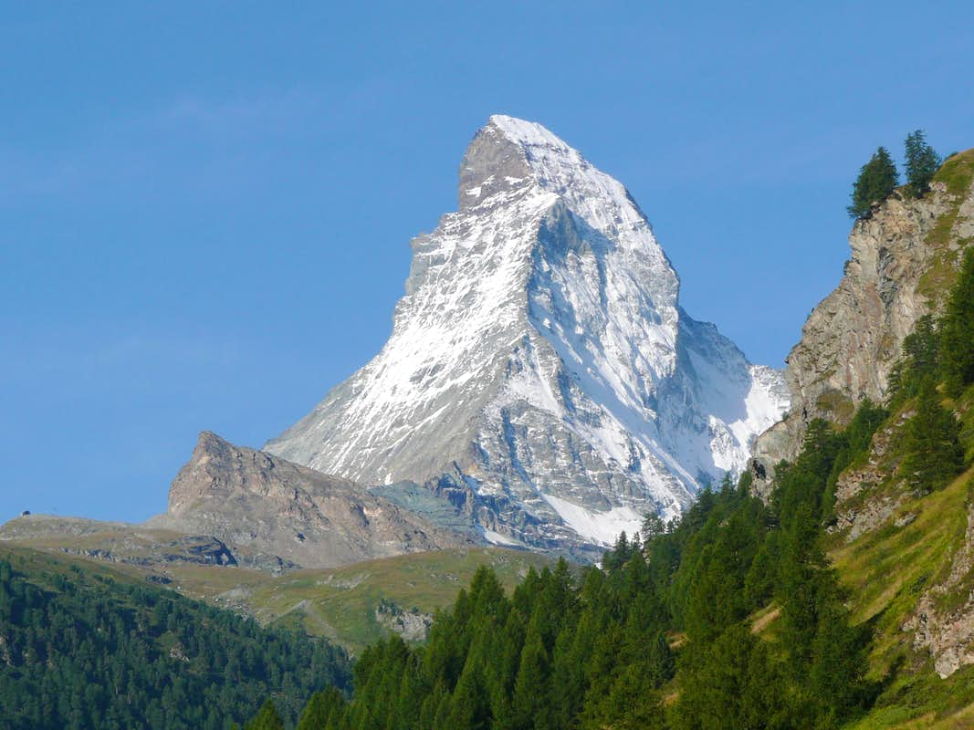 Array
(
    [id] => 2904
    [id_producto] => 248
    [imagen] => 248-2904-compraractividades-de-temporadatrekkingtour-del-cervino-matterhorn-.jpg
    [orden] => 0
)
