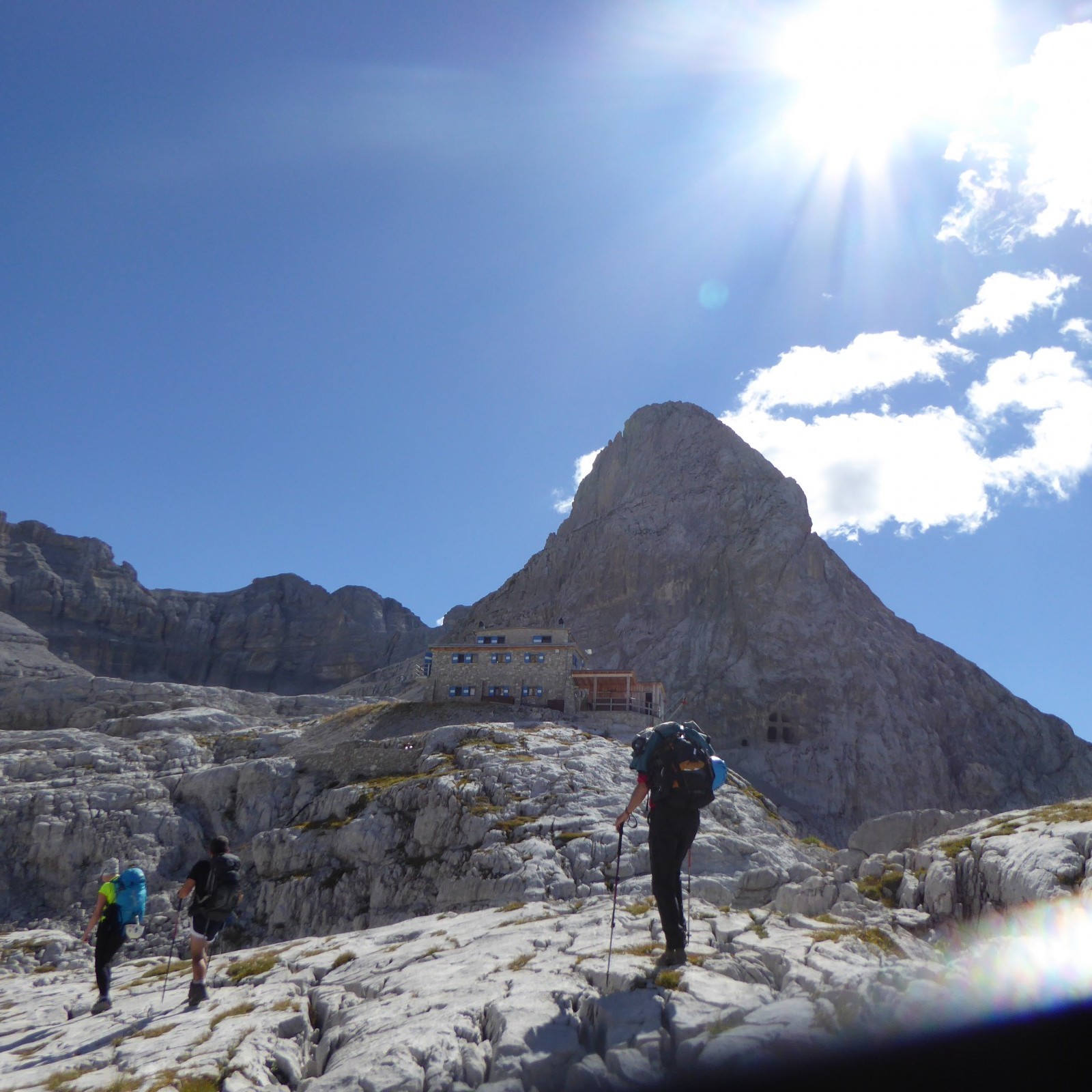 Array
(
    [id] => 2491
    [id_producto] => 414
    [imagen] => 414-2491-compraractividades-de-temporadaferratasvias-ferratas-dolomitas-mazizo-de-la-brenta.jpg
    [orden] => 0
)
