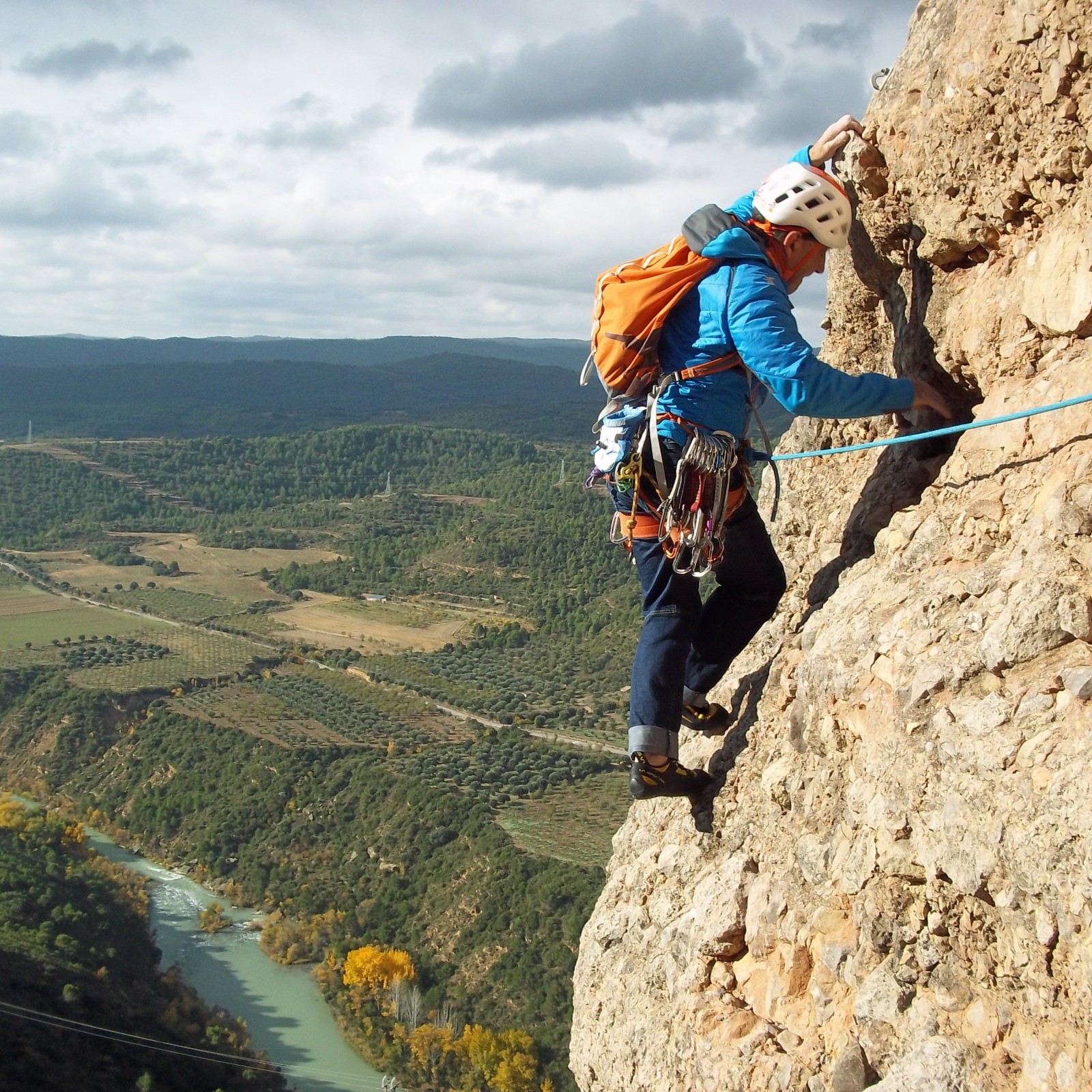 Array
(
    [id] => 2623
    [id_producto] => 419
    [imagen] => 419-2623-compraractividades-de-temporadaescalada-en-roca-y-crestasescalada-de-varios-largos-con-un-guia.JPG
    [orden] => 0
)
