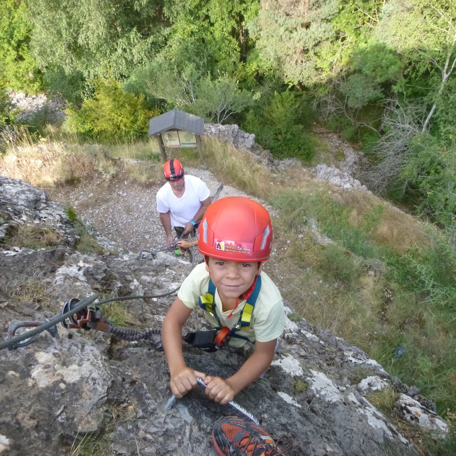 Array
(
    [id] => 2460
    [id_producto] => 426
    [imagen] => 426-2460-compraractividades-de-temporadaferratasvia-ferrata-nivel-1-en-el-pirineo-con-ninos-.JPG
    [orden] => 0
)
