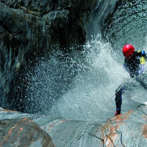 Array
(
    [id] => 3711
    [id_producto] => 547
    [imagen] => 547-3711-barranco-ferrata-clon-547_138.jpg
    [orden] => 2
)
